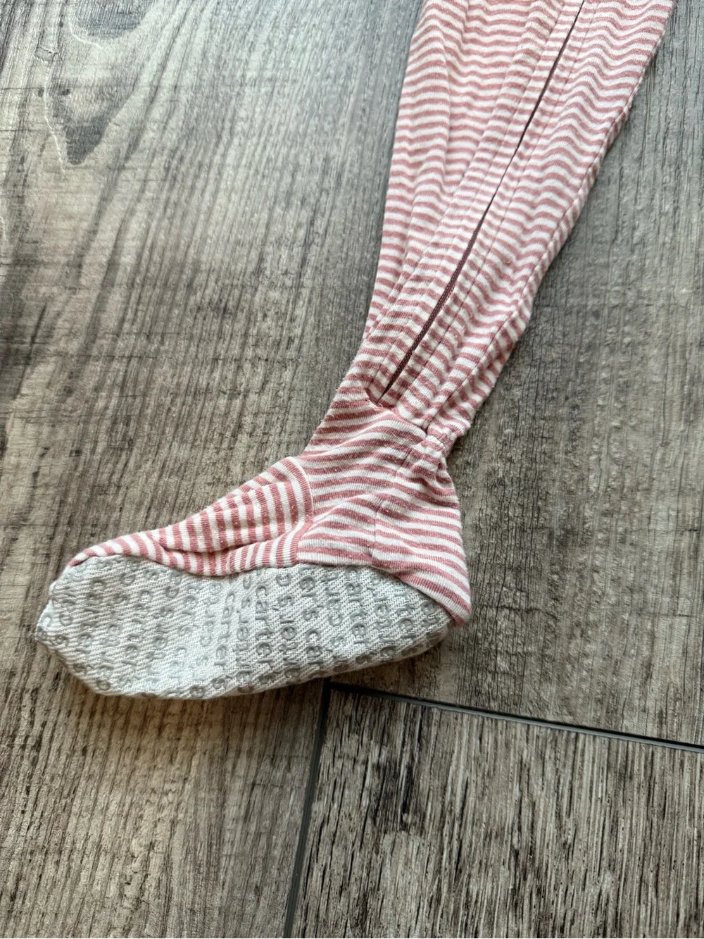 Pink and white candy stripe footed pajamas 2T - Carter’s